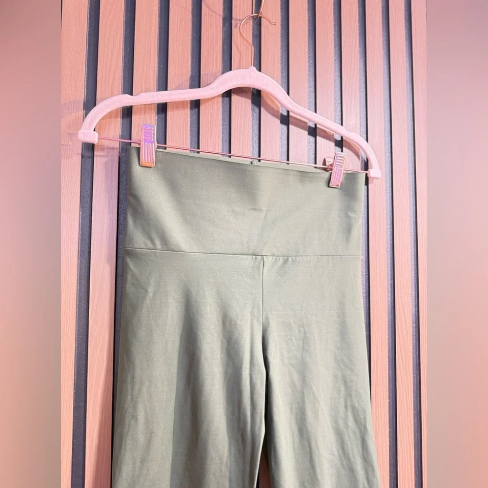 Miraclesuit Light Green‎ Leggings Sz L